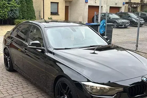 BMW Seria 3 zdjęcie 3