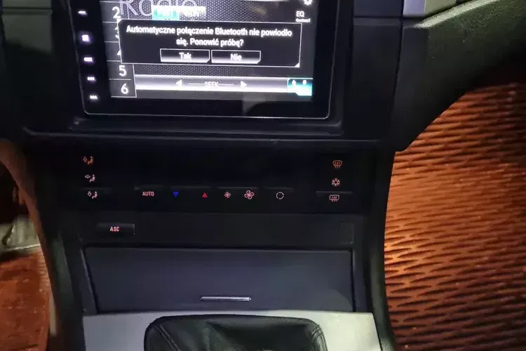 BMW Seria 3 zdjęcie 16