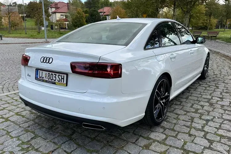 Audi A6 zdjęcie 17