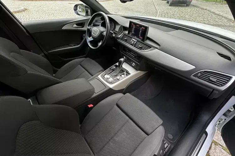 Audi A6 zdjęcie 8