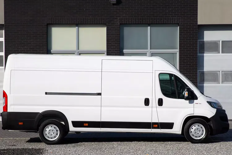 Fiat Ducato MAXI XL 2.3 140KM L4H2 Professional zdjęcie 4