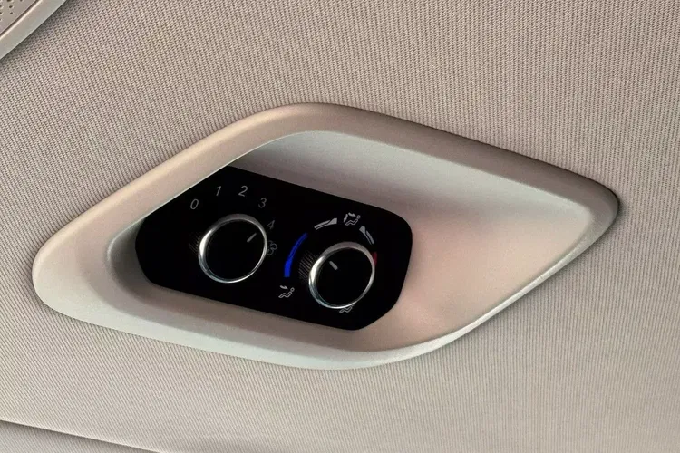 Ford tourneo-custom zdjęcie 35