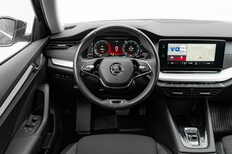Skoda Octavia 2.0 TDI Ambition DSG LED K.cofania Ambient Salon PL VAT 23% zdjęcie 17