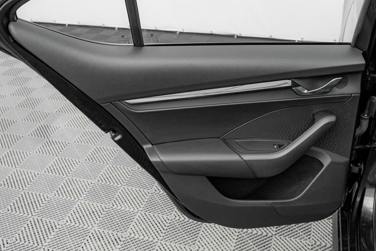 Skoda Octavia 2.0 TDI Ambition DSG LED K.cofania Ambient Salon PL VAT 23% zdjęcie 25