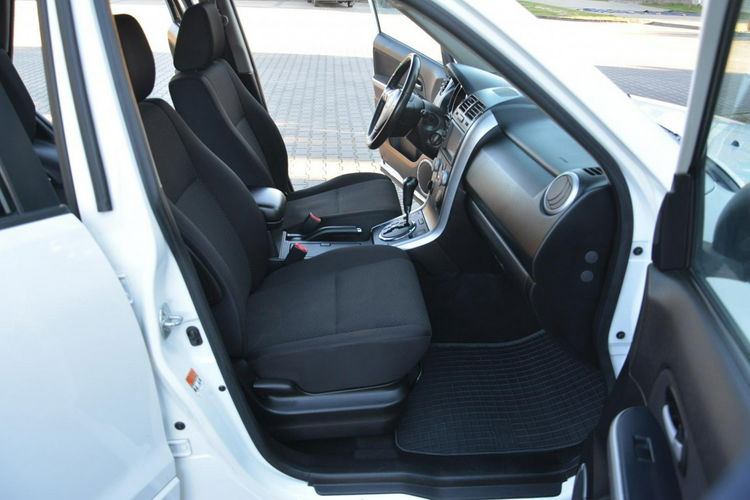 Suzuki Grand Vitara 2.4b169 KM 4x4 Xenon Duża Navi Webasto ASO Hak lakier oryginał zdjęcie 17