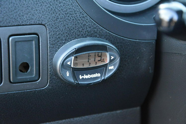 Suzuki Grand Vitara 2.4b169 KM 4x4 Xenon Duża Navi Webasto ASO Hak lakier oryginał zdjęcie 30