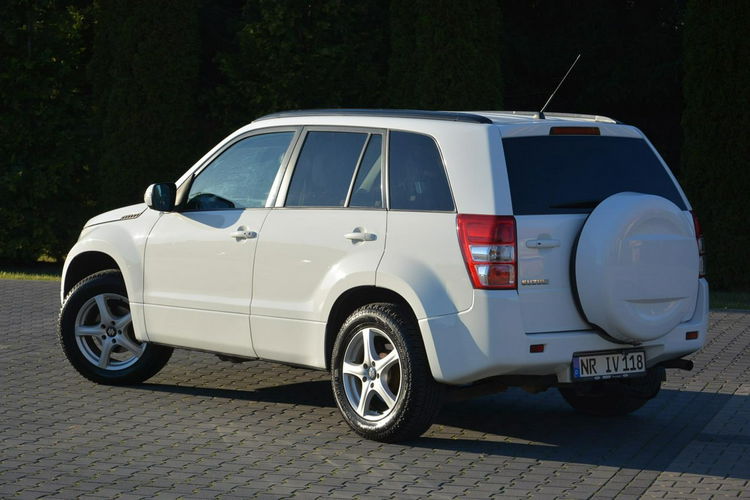 Suzuki Grand Vitara 2.4b169 KM 4x4 Xenon Duża Navi Webasto ASO Hak lakier oryginał zdjęcie 7
