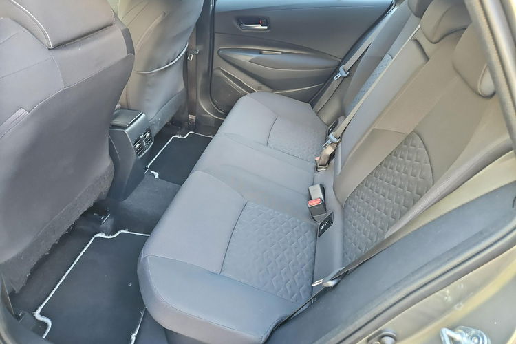 Toyota Corolla 1.8 HSD 122KM COMFORT, salon Polska, gwarancja, FV23% zdjęcie 9