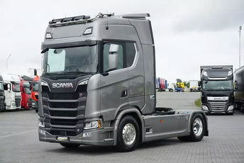 Scania / S 590 / V 8 / EURO 6 / ACC / RETARDER / PEŁNA OPCJA