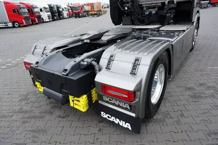 Scania / S 590 / V 8 / EURO 6 / ACC / RETARDER / PEŁNA OPCJA zdjęcie 34