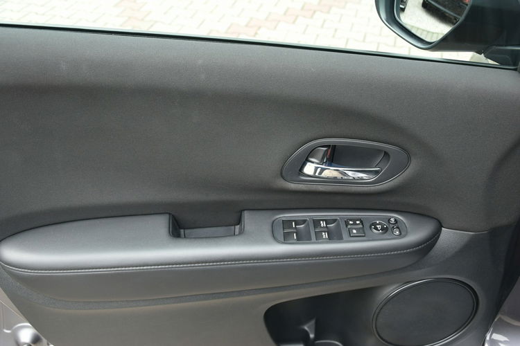 Honda HR-V Benzyna XII.2016r. Polski SALON 102tys. km Climatronic TEMPOMAT PDC zdjęcie 13