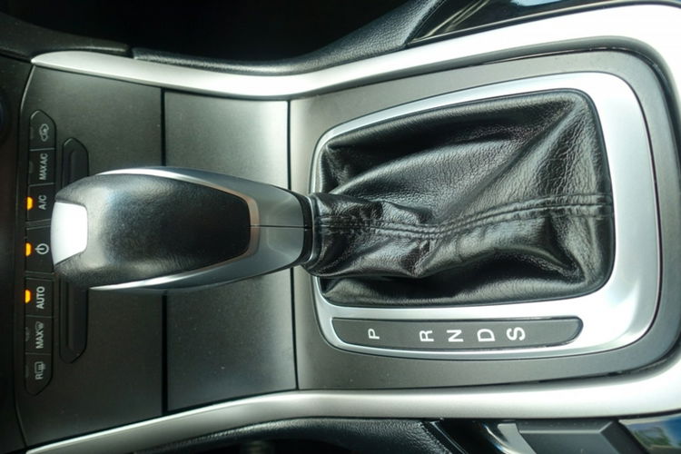 Ford EDGE Zrejestrowany / 3, 5 Benz - 284 KM / Automat / Mały przebnieg zdjęcie 19