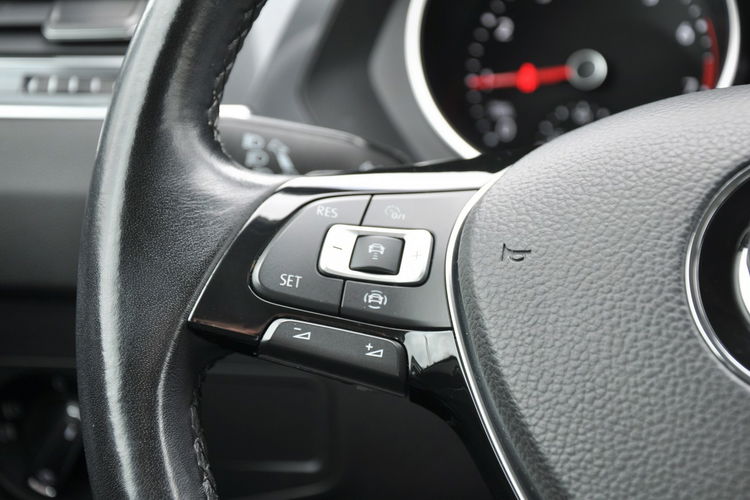 Volkswagen Tiguan Allspace 1.5TSI 150KM DSG 7-os LED ACC Navi App-Connect SalonPL 1wł Gwar. Deale zdjęcie 12