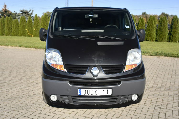 Renault Trafic 2.5dci 6 Osobowe, Klimatronic.Navi, Serwis-FULL.GWARANCJA zdjęcie 5