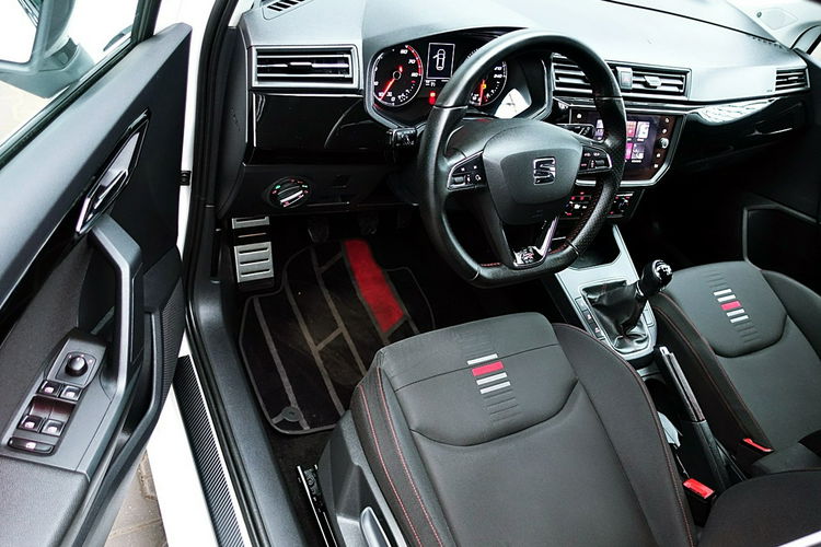 Seat Ibiza FR FullLed 115KM 2xKlimatronic 3Lata GWARANCJA I-wł Kraj Bezwypadkowy 4x2 zdjęcie 13