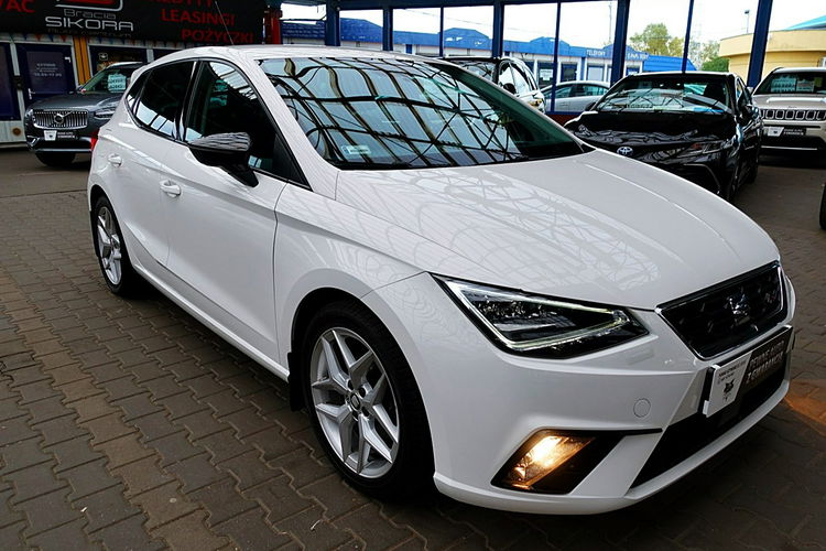 Seat Ibiza FR FullLed 115KM 2xKlimatronic 3Lata GWARANCJA I-wł Kraj Bezwypadkowy 4x2 zdjęcie 63