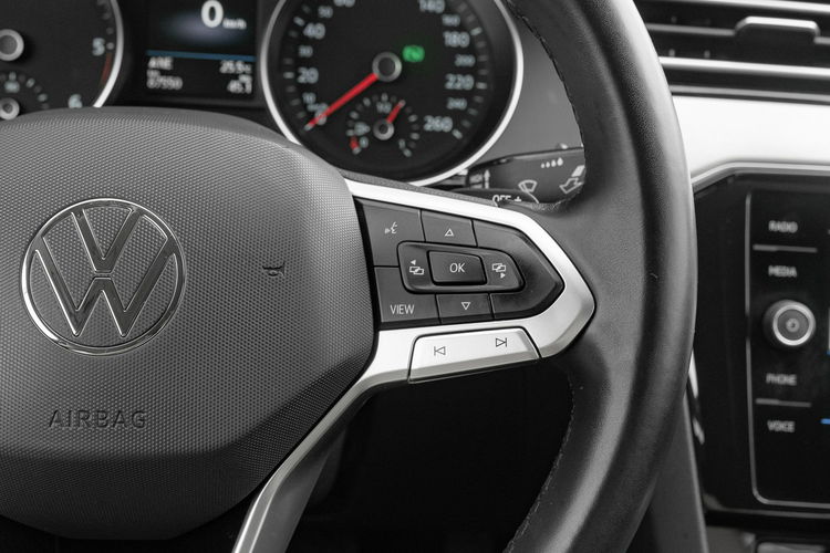 Volkswagen Passat GD872VF # 2.0 TDI Elegance DSG LED K.cofania Podgrz.f Salon PL VAT 23% zdjęcie 18