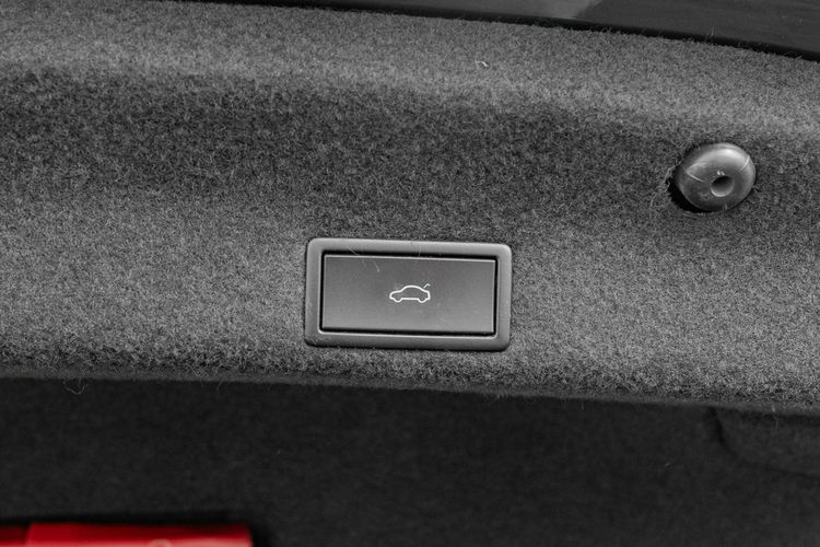 Volkswagen Passat GD872VF # 2.0 TDI Elegance DSG LED K.cofania Podgrz.f Salon PL VAT 23% zdjęcie 28