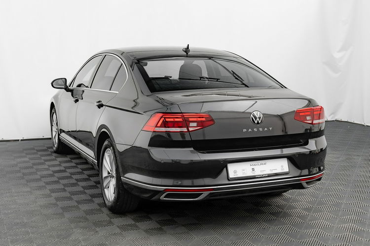 Volkswagen Passat GD872VF # 2.0 TDI Elegance DSG LED K.cofania Podgrz.f Salon PL VAT 23% zdjęcie 4