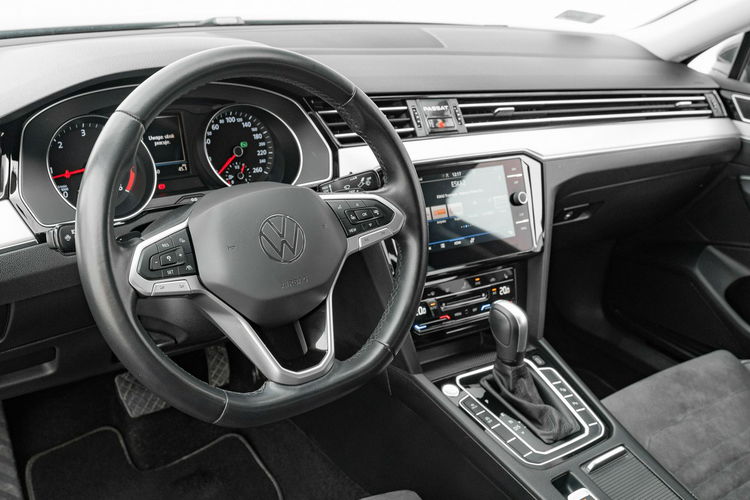 Volkswagen Passat GD872VF # 2.0 TDI Elegance DSG LED K.cofania Podgrz.f Salon PL VAT 23% zdjęcie 6