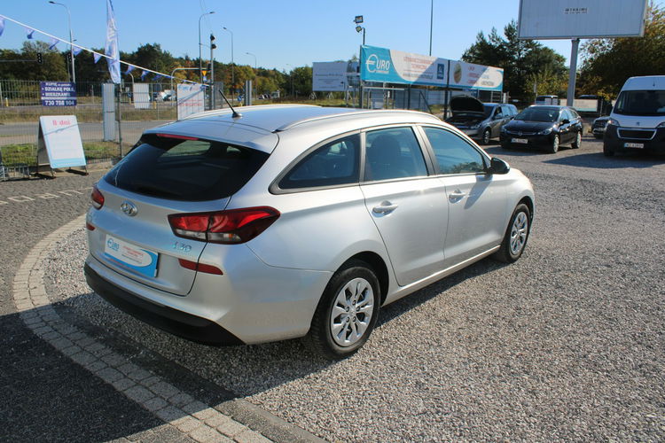 Hyundai i30 Salon Polska F-vat Gwarancja 1.4i CLASSIC + zdjęcie 5