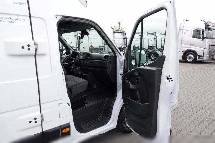 Renault MASTER / 3, 5 T /CHŁODNIA / MROŹNIA / PODWÓJNY AGREGAT / THERMO KING V300 MAX50 SPC / BI TEMPERATURA / L3H3 / 2021 ROK  zdjęcie 36