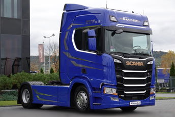 Scania R 450 / RETARDER / 2018 ROK / OPONY 100% / ZBIORNIKI 1400 L / NAVIGACJA