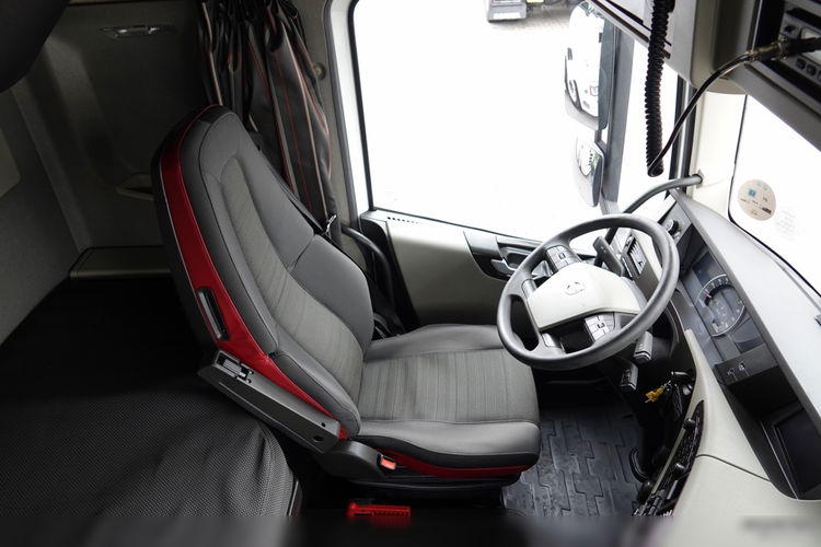 Volvo FH 500 / 2019 ROK / KB / PO KONTRAKCIE SERWISOWYM / zdjęcie 29