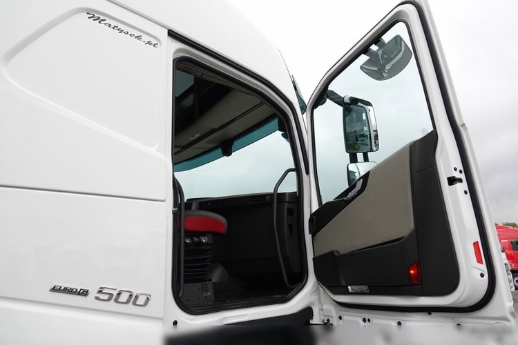 Volvo FH 500 / 2019 ROK / KB / PO KONTRAKCIE SERWISOWYM / zdjęcie 38