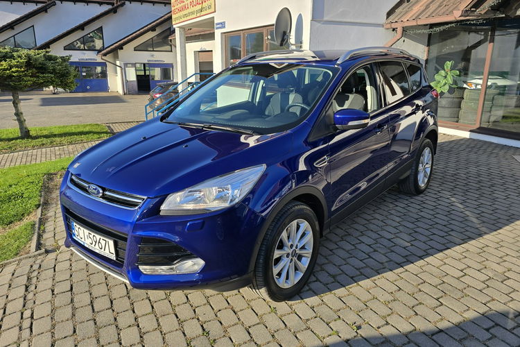 Ford Kuga Bezwypadkowy, bogate wyposażenie Titanium zdjęcie 3