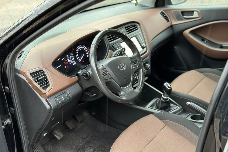 Hyundai i20 zdjęcie 12