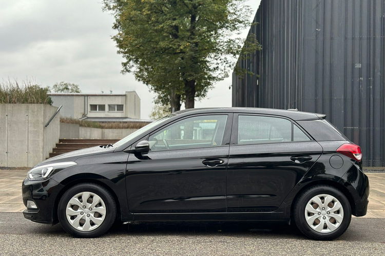Hyundai i20 zdjęcie 4