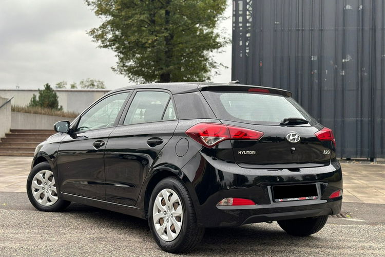 Hyundai i20 zdjęcie 5
