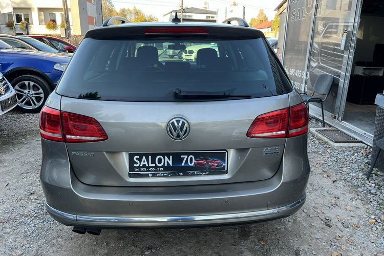 Volkswagen Passat 2.0 1WŁ LED BiXenon Climatronic Bezwypadkowy Alu Stan B.db zdjęcie 10