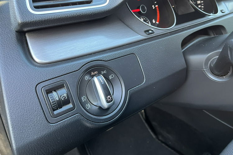 Volkswagen Passat 2.0 1WŁ LED BiXenon Climatronic Bezwypadkowy Alu Stan B.db zdjęcie 18