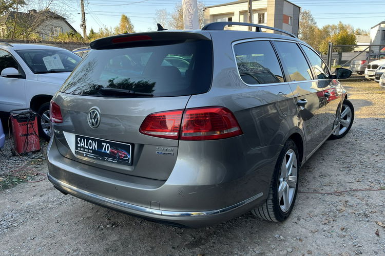 Volkswagen Passat 2.0 1WŁ LED BiXenon Climatronic Bezwypadkowy Alu Stan B.db zdjęcie 2