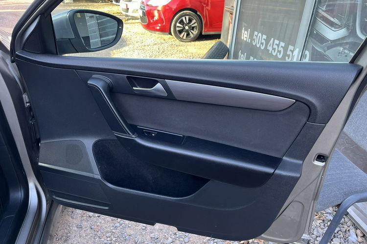 Volkswagen Passat 2.0 1WŁ LED BiXenon Climatronic Bezwypadkowy Alu Stan B.db zdjęcie 21
