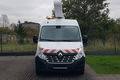 samochód dostawczy Renault zdjęcie 16