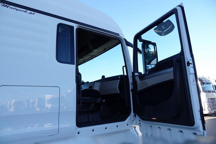 MAN TGX 18.500 / 2019 ROK / RETARDER / OPONY 100 % / SPROWADZONY / PO ZŁOTYM KONTRAKCIE SERWISOWYM zdjęcie 37