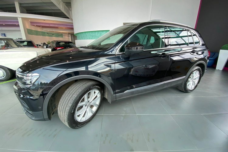 Tiguan Volkswagen Tiguan Szwajcar / Highline / 4X4/ 100% Bezwypadek zdjęcie 11