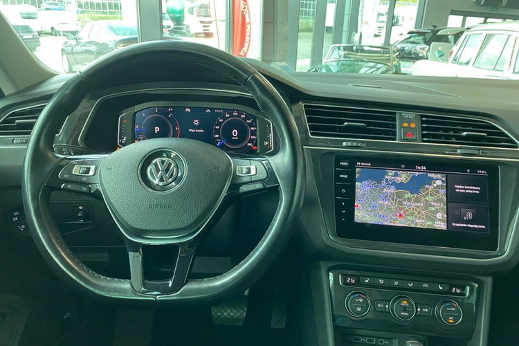 Tiguan Volkswagen Tiguan Szwajcar / Highline / 4X4/ 100% Bezwypadek zdjęcie 16