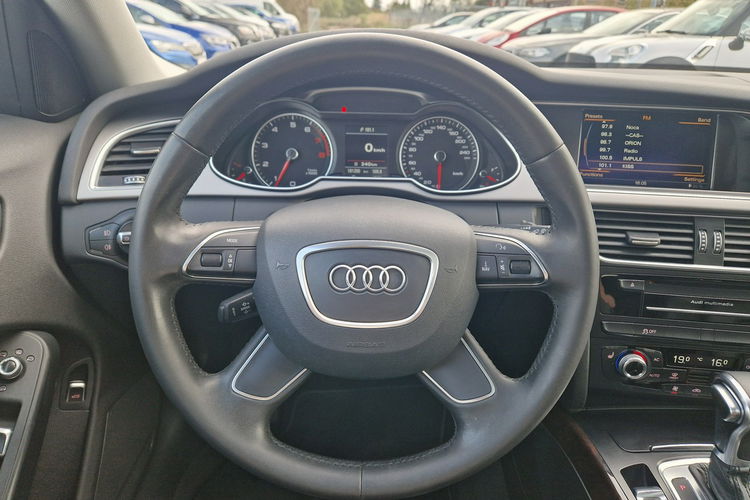 Audi A4 Allroad Allroad Panorama Ele.Klapa Bi-Xenon Key-Less Kamera Skóra Czujniki zdjęcie 17