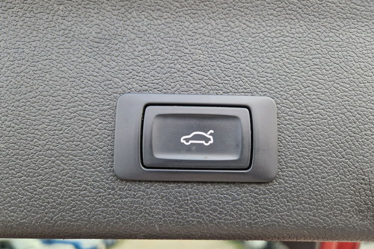 Audi A4 Allroad Allroad Panorama Ele.Klapa Bi-Xenon Key-Less Kamera Skóra Czujniki zdjęcie 9