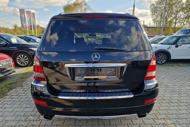 Mercedes GL 450 Bardzo dobry stan techniczny Bogata Wersja Aktywny Tempomat Zapraszam zdjęcie 7