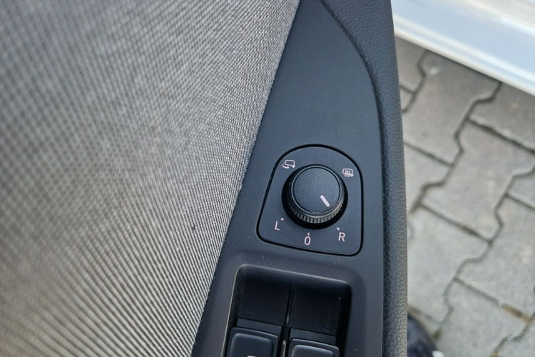 Seat Leon Serwis ASO Pełny Led AndroidAuto Automat Kamera Czujniki LPG zdjęcie 12