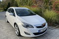 samochód osobowy Opel zdjęcie 24