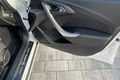 samochód osobowy Opel zdjęcie 29
