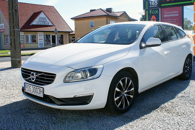 Volvo V60 zdjęcie 1