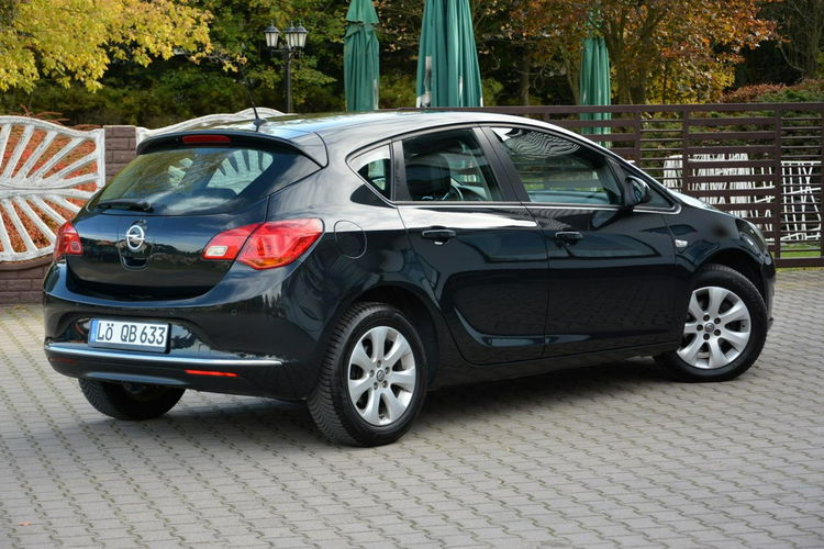 Opel Astra 1.6(115KM) Lift Duża Navi pół-skóry 2xParktronic Aso Hak zdjęcie 12