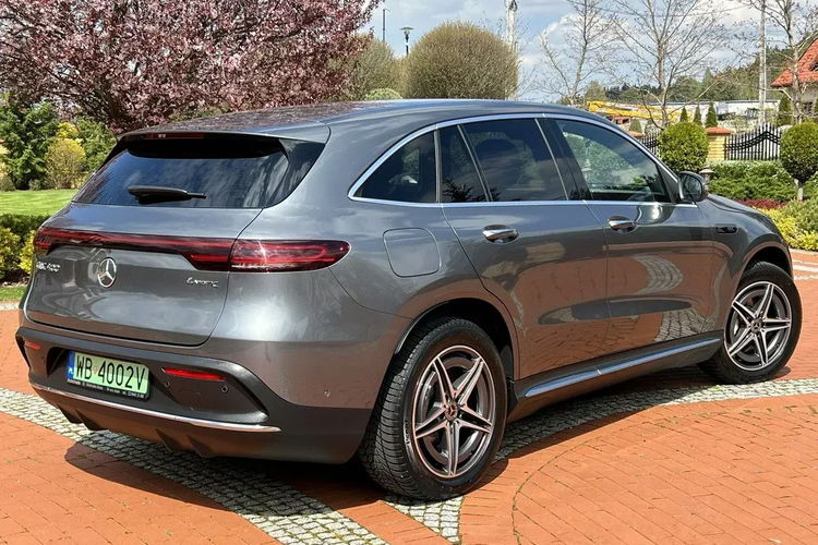 Mercedes eqc zdjęcie 14